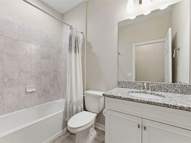 12451 Nouveau Ave — Photo 15