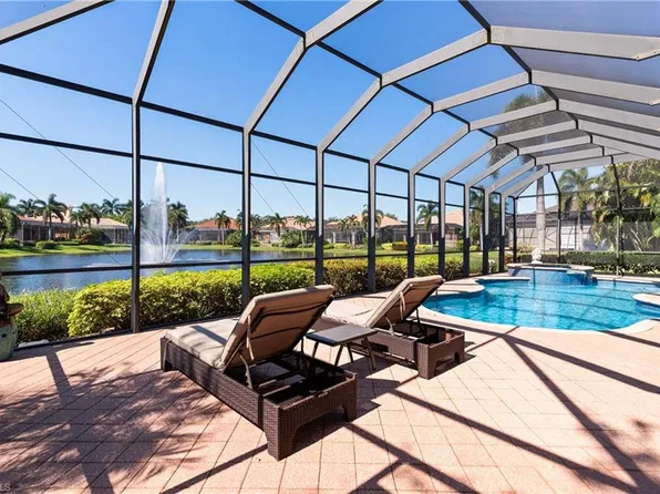 5758 Hammock Isles DR, NAPLES, FL 34119