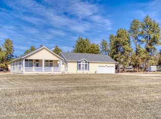 1281 Pine St, Upton, WY 82730