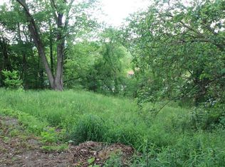 2507 Cromwell St, Grapeville, PA 15634