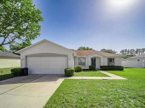 45 Radford Ln, Palm Coast, FL 32164