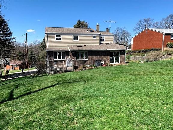2nd image of 4786 Robert Dr
