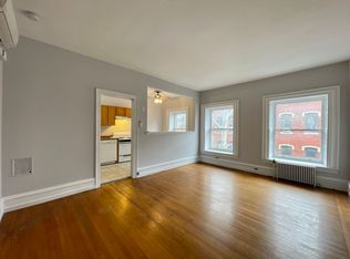 2021 Spruce St APT 3F, Philadelphia, PA 19103