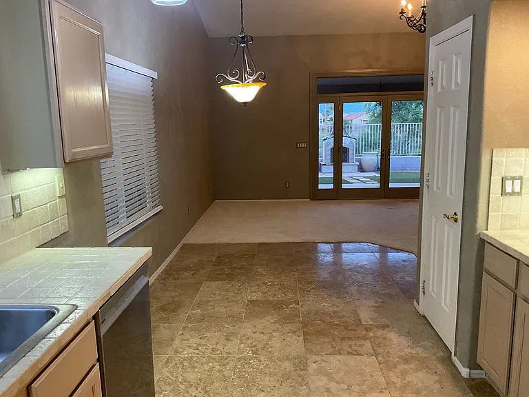 11633 W Fishhook Ct — Photo 14
