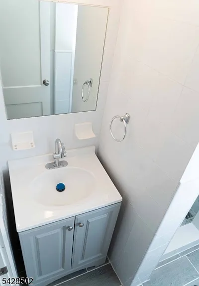 518 Monroe St #3 — Photo 6