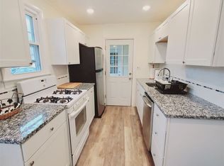 6 Beach View Dr UNIT 1, Stamford, CT 06902