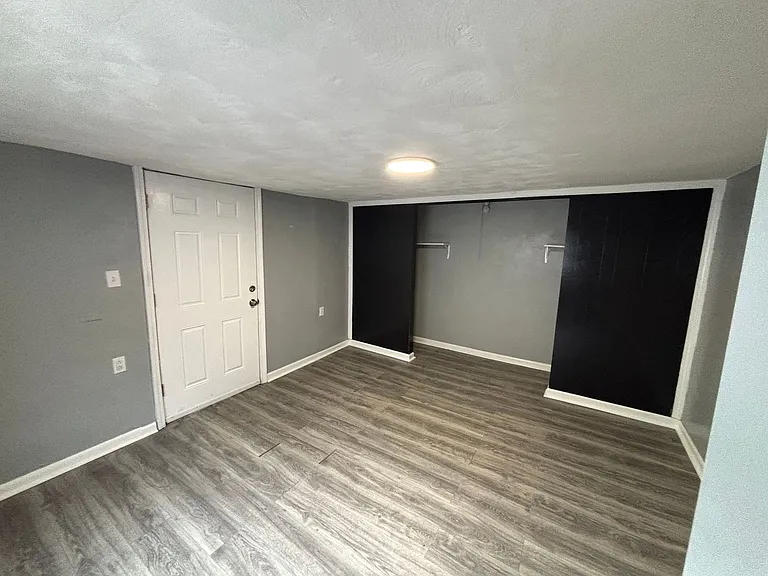 102 Eads St — Photo 14