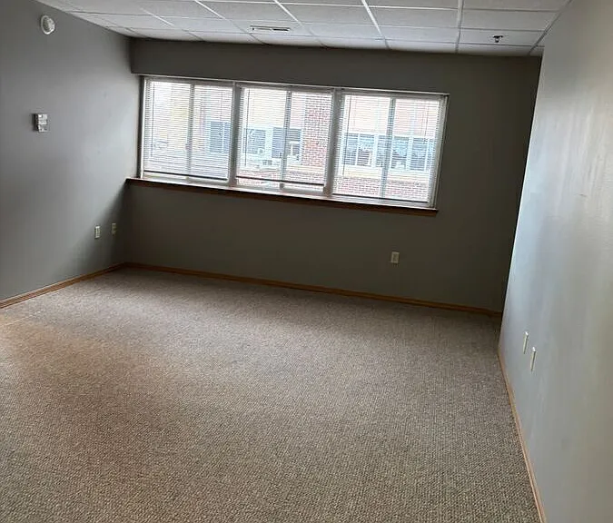 109 E Luverne St #209 — Photo 3