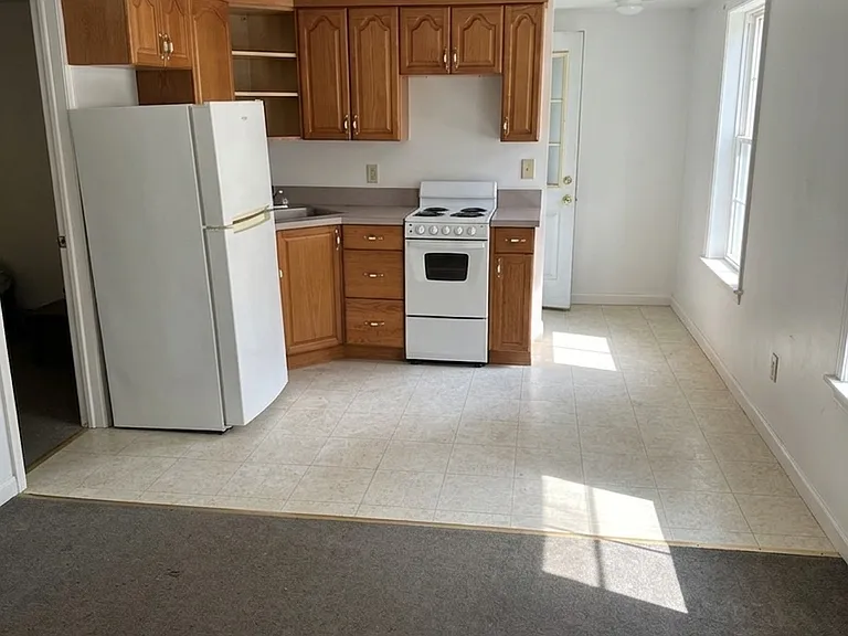 99 Clark St #4 — Photo 2