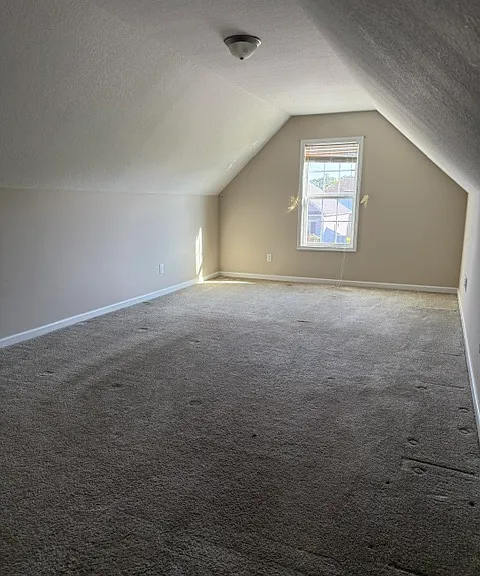 705 Stafford Ln — Photo 8