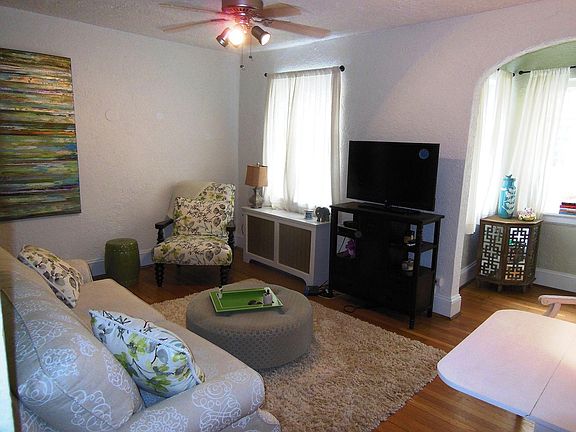 3rd image of 511 N Arthur Ashe Blvd APT 19