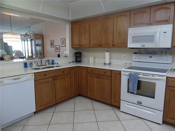 5th image of 10200 S Ocean Dr #Penthouse 6