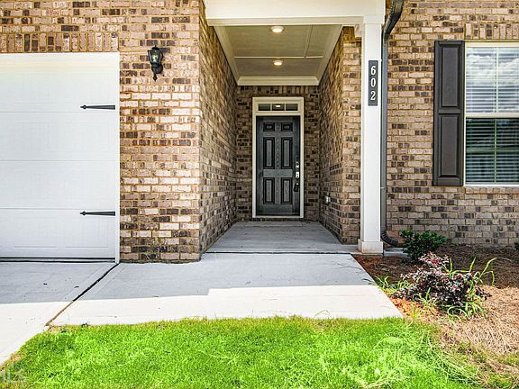 4th image of 602 Skye Ct