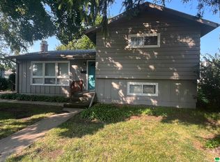 208 Division St, Jefferson, SD 57038