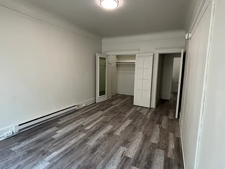 425 Hyde St #2 — Photo 8