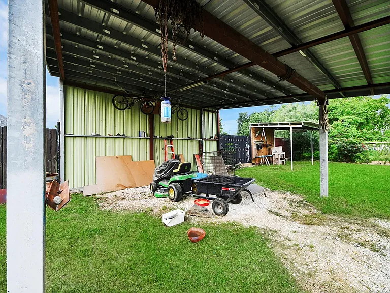 2608 Bostic St — Photo 13