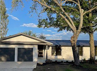 1570 E 767th Rd, Lawrence, KS 66049