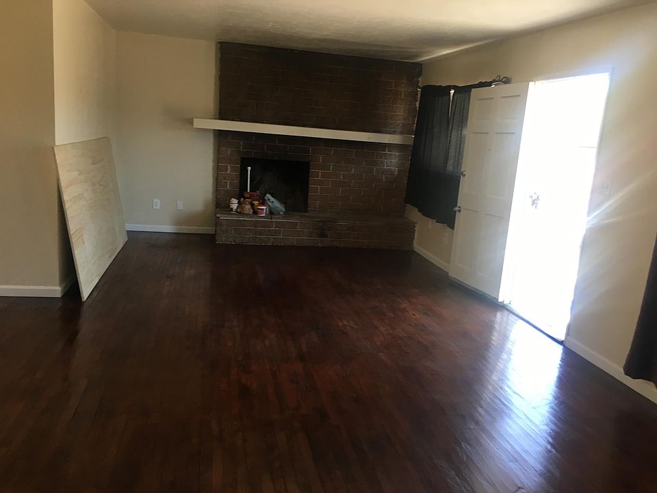 1st image of 500 W Washington Ave