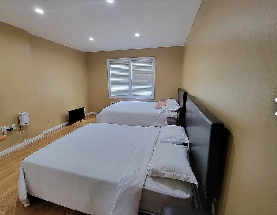 2 bed, 1.0 bath, $2,700 — Photo 2