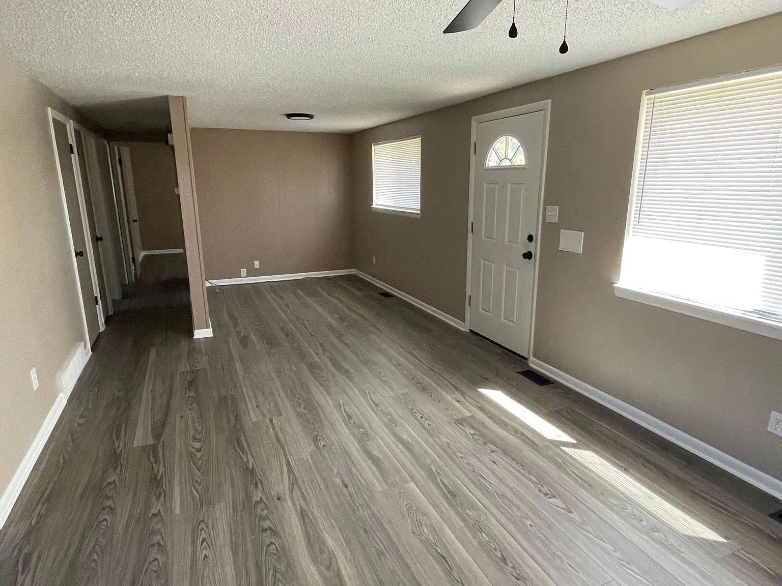 8893 Kent St — Photo 3