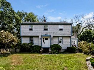 66 Lafayette Ave, South Kingstown, RI 02879