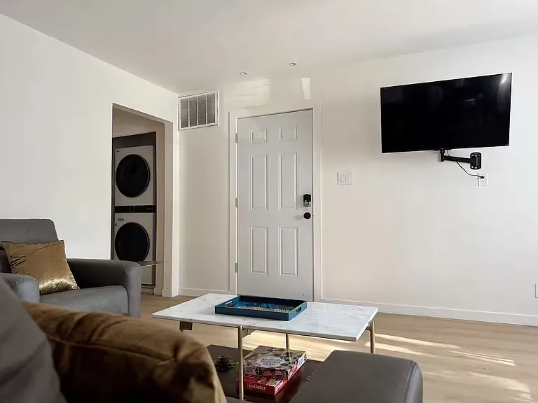 609 Cypress St #609 — Photo 10