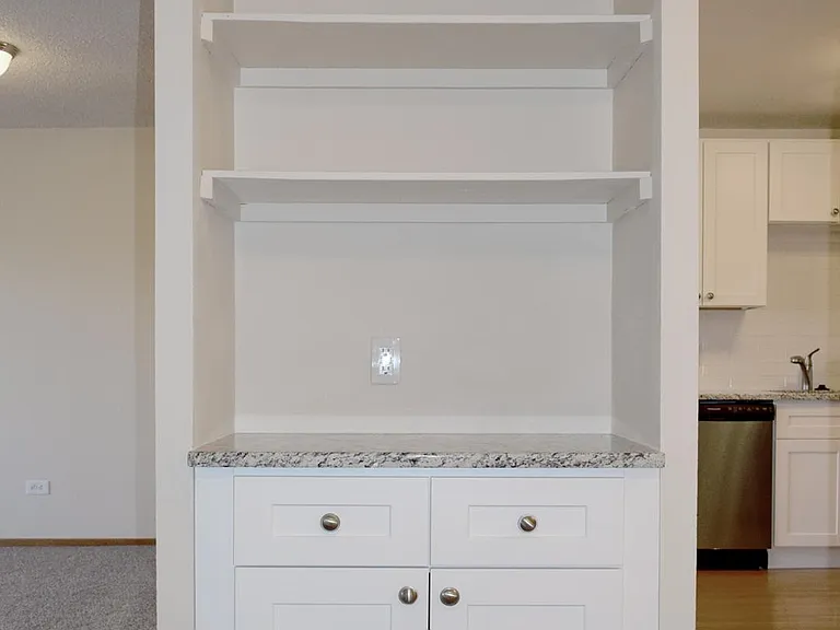 610 S Clinton St #4C — Photo 7