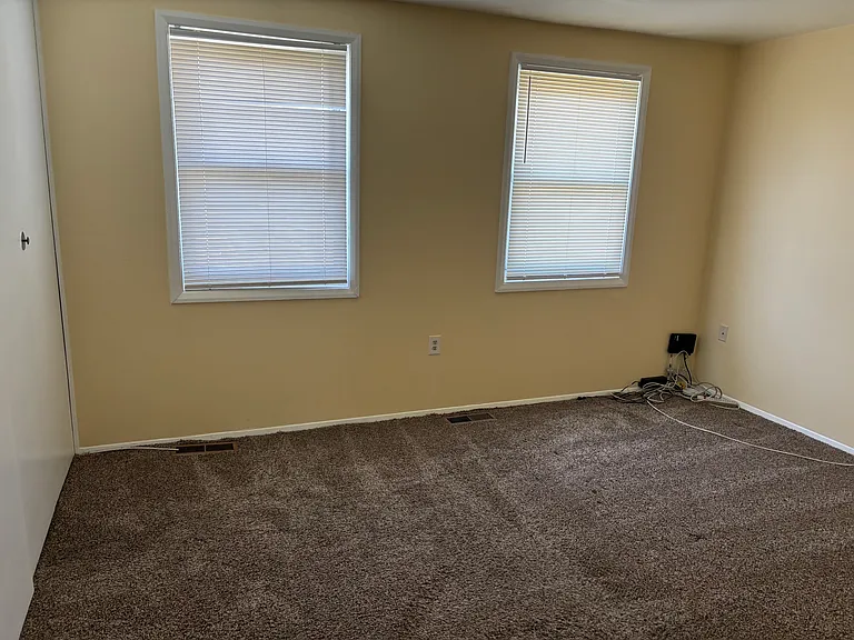 2613 Hallam Ct — Photo 11