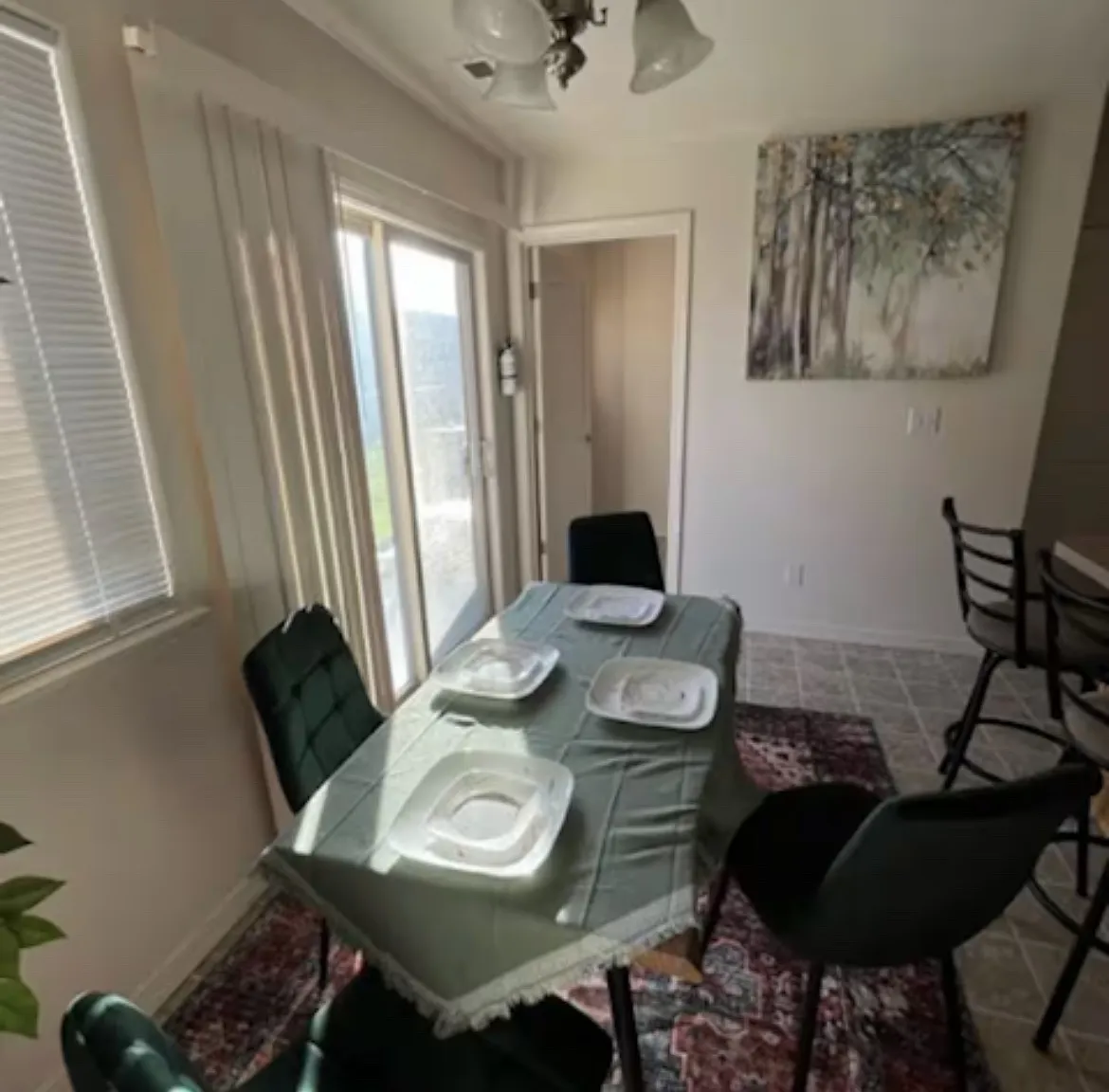 2 bed, 2.5 bath, 1192 sqft, $1,695 — Photo 2