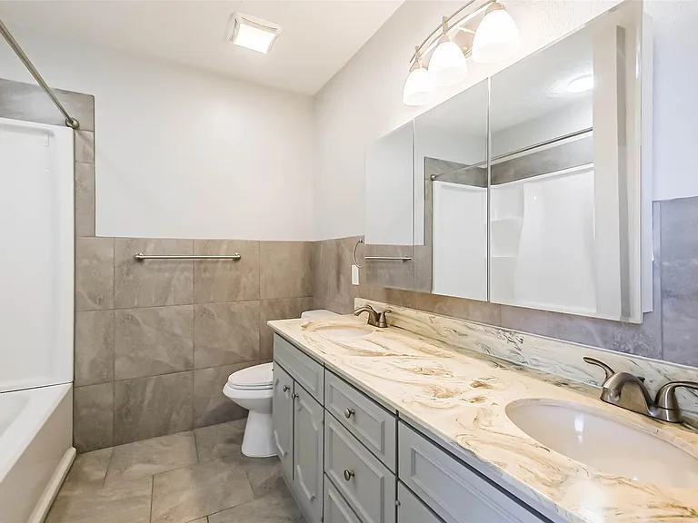5922 Fairdale Ln #B — Photo 20