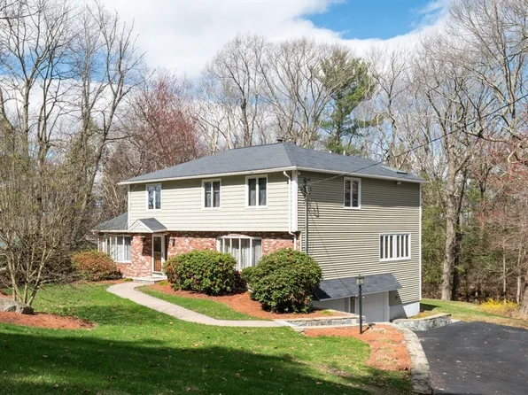 147 Catamount Rd, Tewksbury, MA 01876
