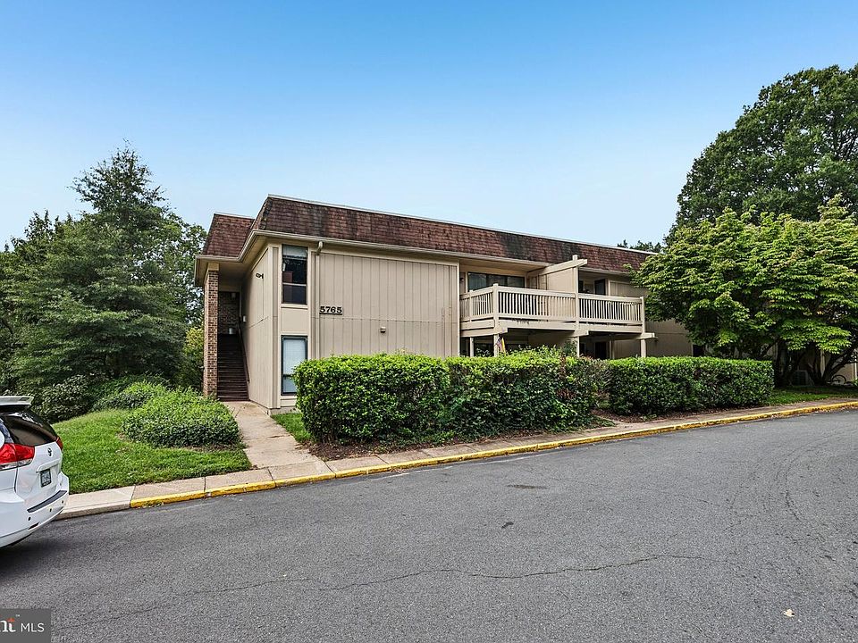 1st image of 5765 Rexford Ct Unit E