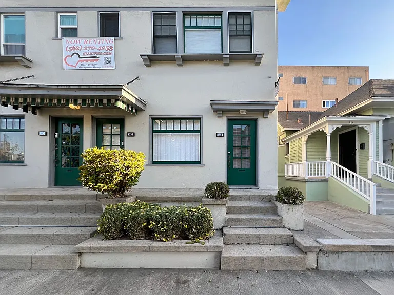 308 W 4th St — Photo 13