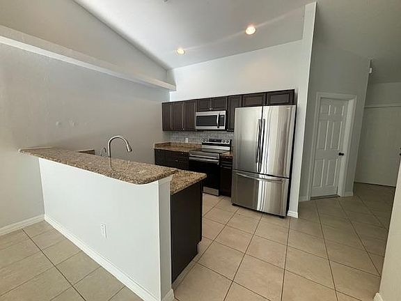2nd image of 4401 SW 7th Pl