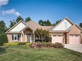 1204 Byron Ln, Archdale, NC 27263