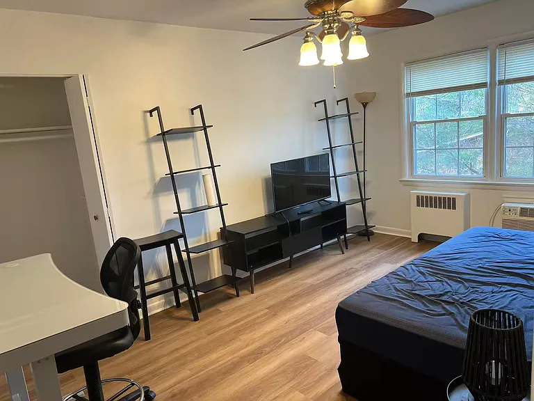155 Talbott St #155 — Photo 9