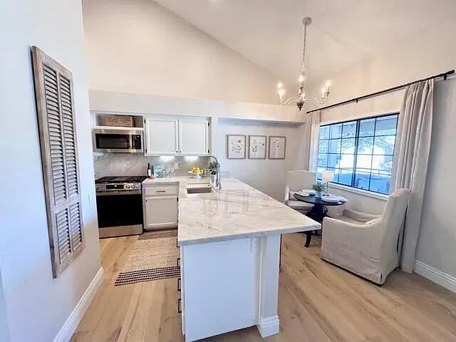 1 bed, 1.0 bath, 820 sqft, $3,450 — Photo 3