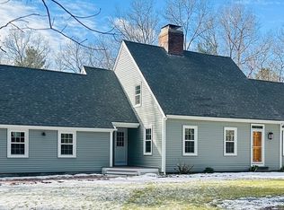10 Briggs Ln, Rehoboth, MA 02769
