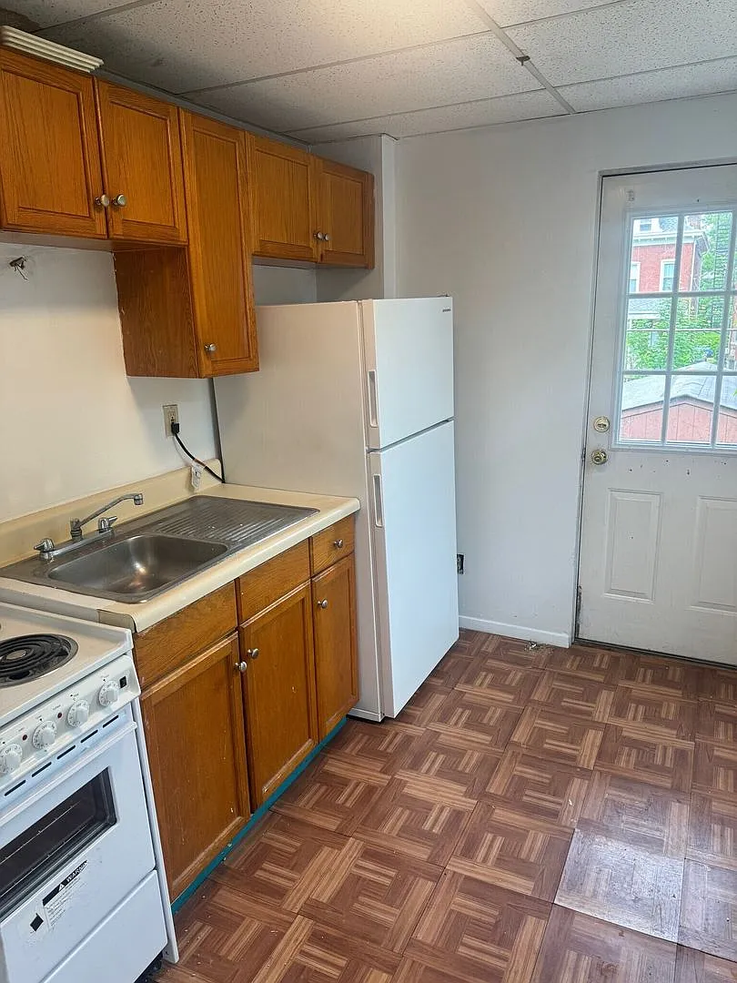 430 South Fairmount St. — Photo 3