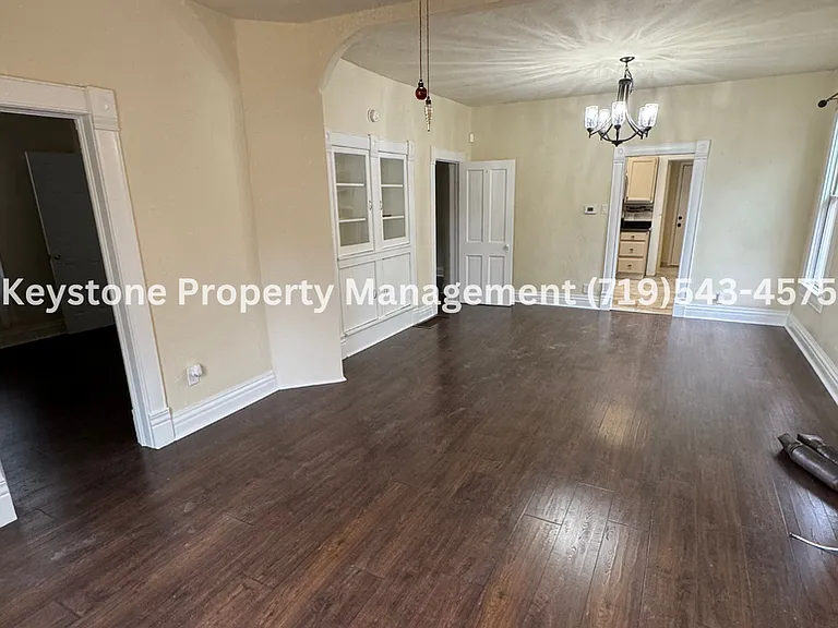 1410 Carteret Ave — Photo 3