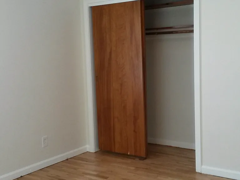 1279 Pontiac Rd — Photo 24