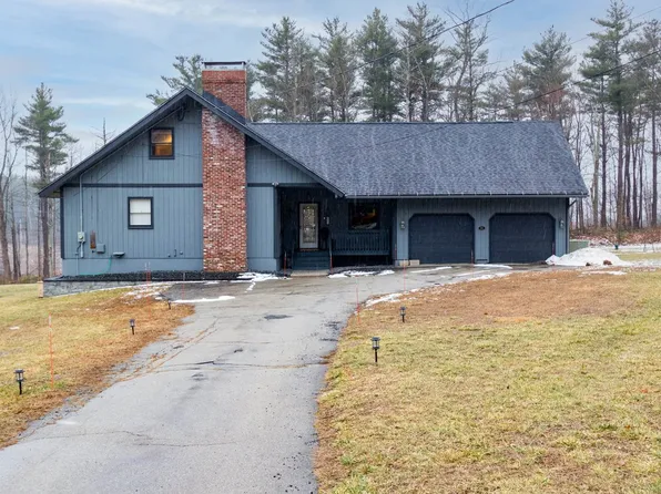 93 Governor Dinsmore Rd, Windham, NH 03087