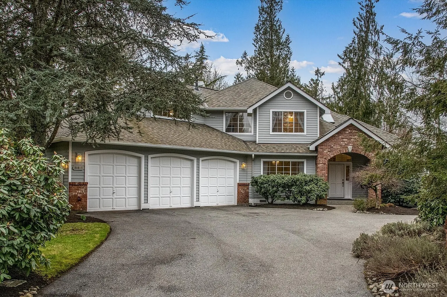 18815 213th Avenue NE photo 1