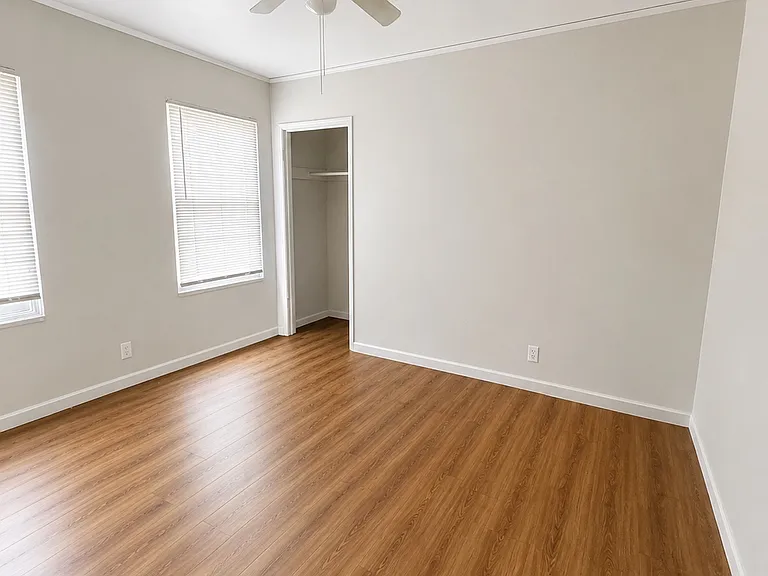 2161 Lucerne Ave — Photo 4