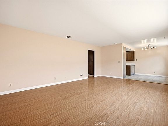 3rd image of 5934 Alessandro Ave #1/2