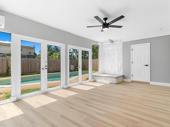 3rd image of 4290 NW 35th Terrace
