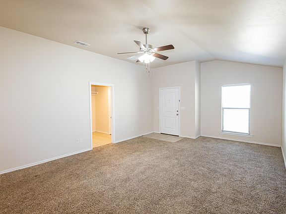 4th image of 3709 Norwich Ave
