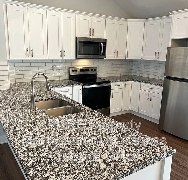 2091 Rockbridge Pkwy — Photo 8