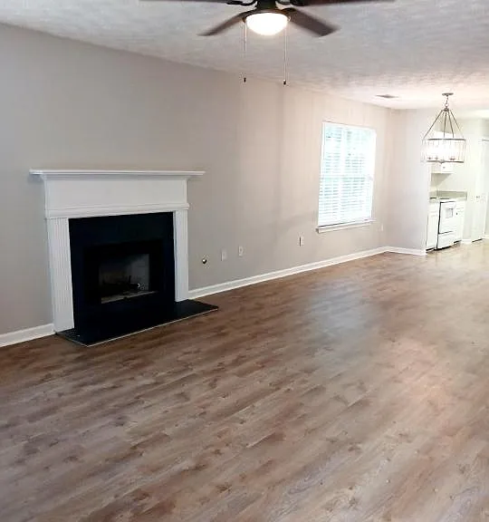 7040 Branch Crossing Way — Photo 4