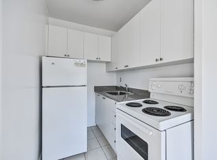 153 St. George, Toronto, ON M5R 2L9